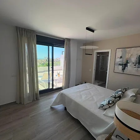 New Luxury Penthouse Near The Lägenhet Torremolinos